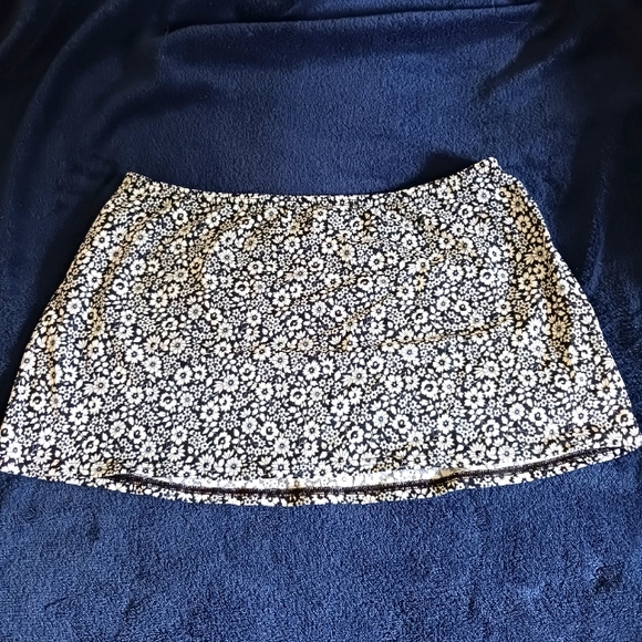 Lands' End Floral Swim Skirt - Picture 1 of 5